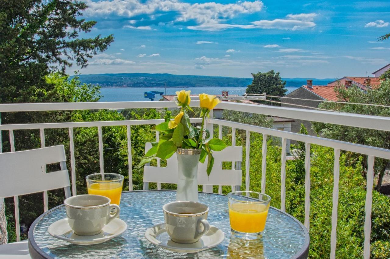 Apartments Sabina - 100M From Sea Crikvenica Ngoại thất bức ảnh