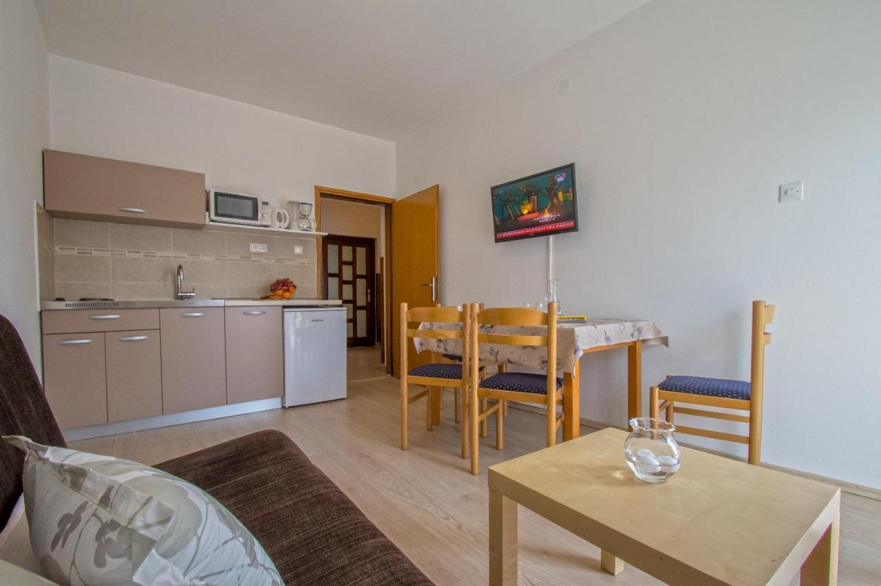Apartments Sabina - 100M From Sea Crikvenica Ngoại thất bức ảnh