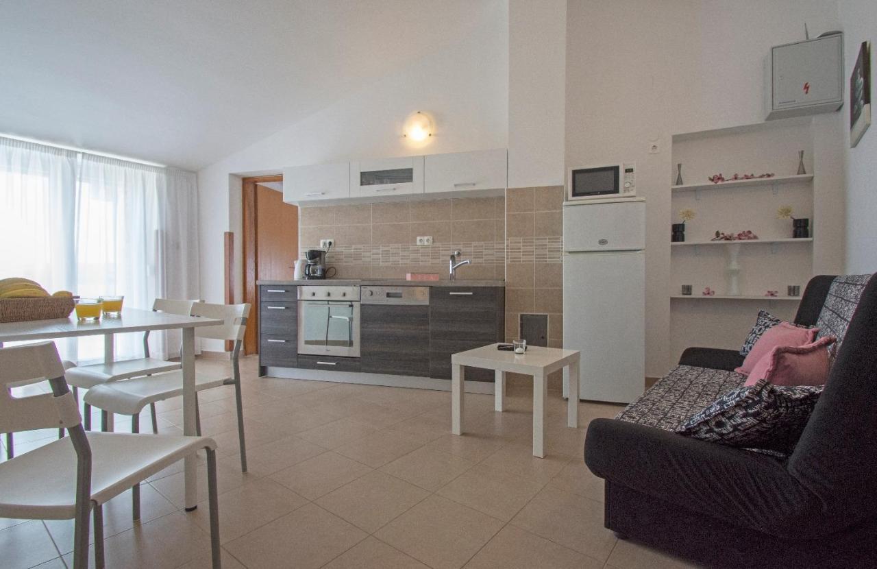Apartments Sabina - 100M From Sea Crikvenica Ngoại thất bức ảnh
