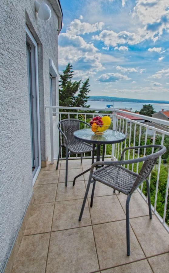 Apartments Sabina - 100M From Sea Crikvenica Phòng bức ảnh